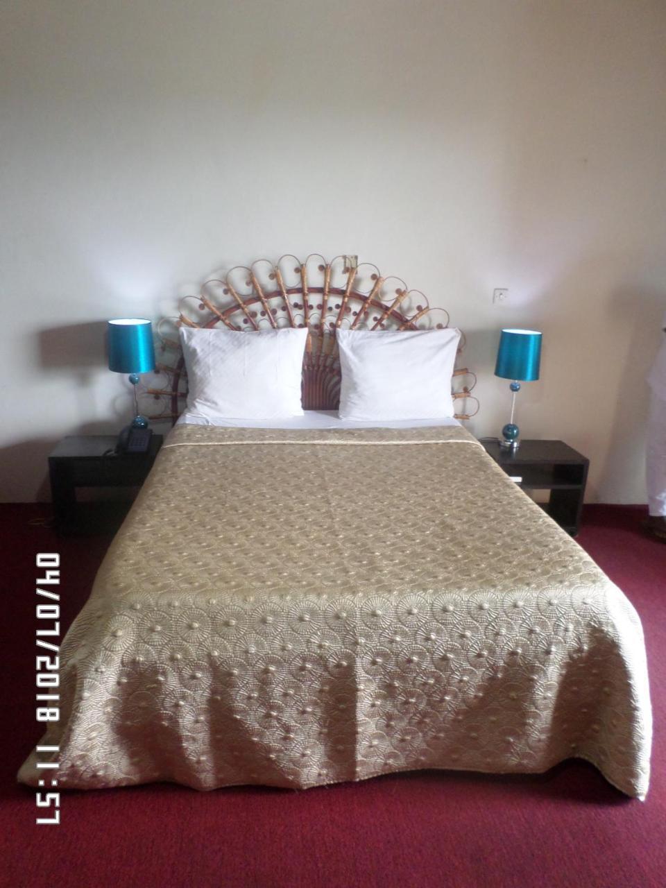 Hotel Azur Yaounde Exterior photo