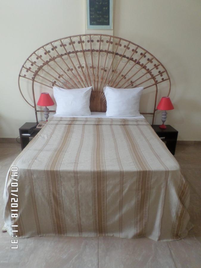Hotel Azur Yaounde Exterior photo