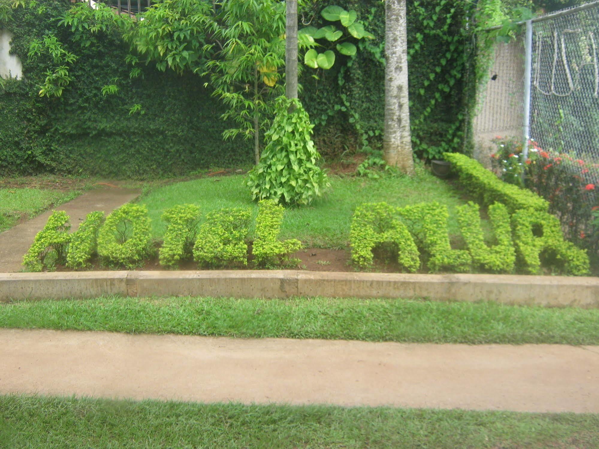 Hotel Azur Yaounde Exterior photo